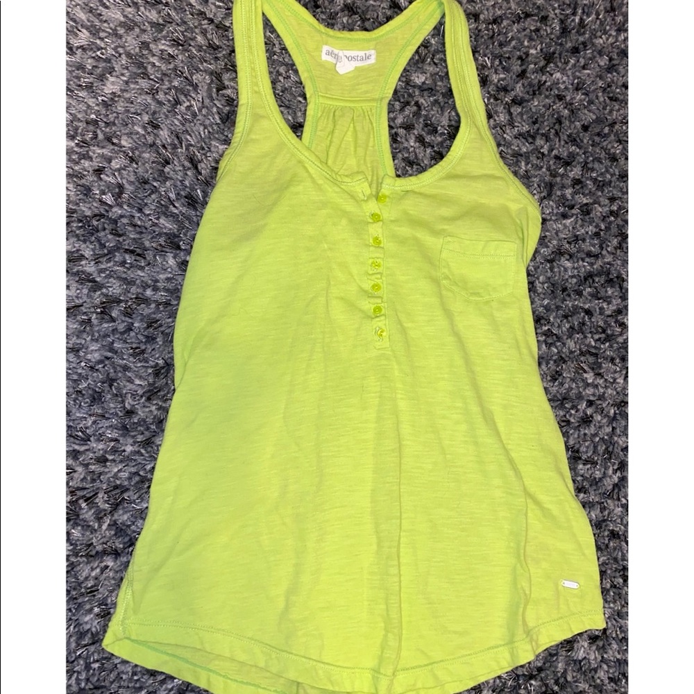 Hollister tank